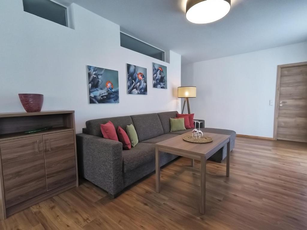 Ferienwohnungen Fewo Landglueck 헤리에덴 외부 사진